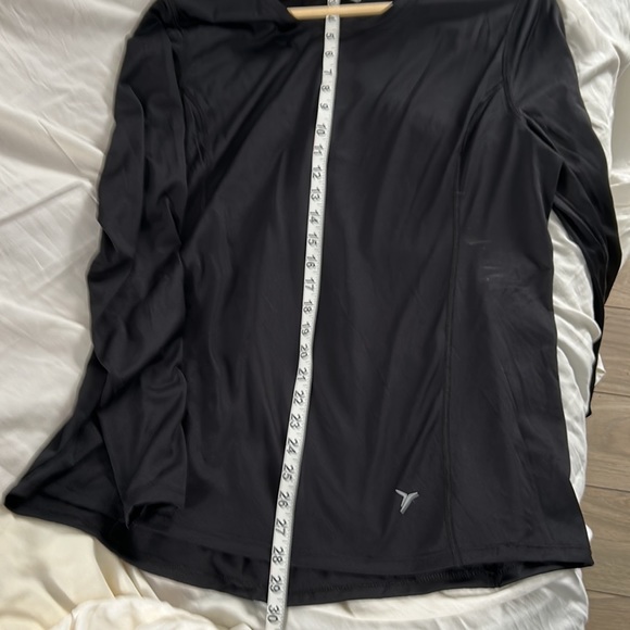 Old navy go dry long sleeves,  activewear. Black. Ladies size XL tall - Picture 9 of 10